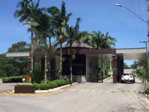 Casa de Condomínio  em Embu-Guaçu