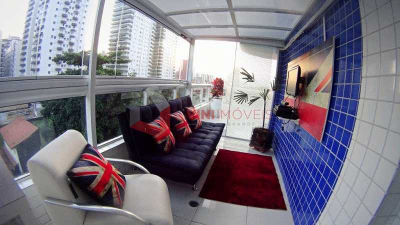 Apartamento em Canto Do Forte