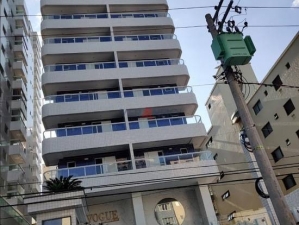 Apartamento em Canto do Forte