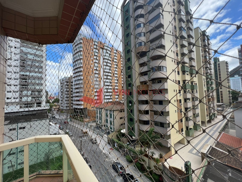 Apartamento em Canto Do Forte