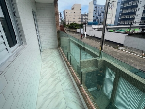 Casa de Condomínio  em Praia Grande