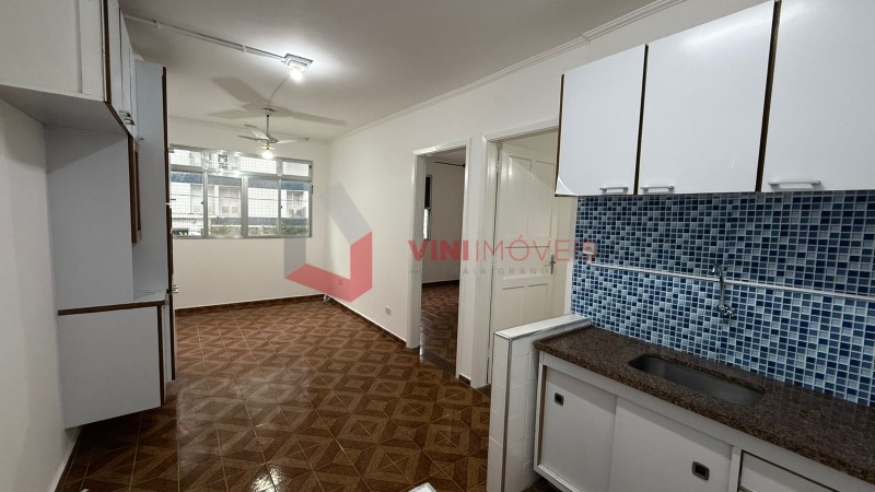 Apartamento em Canto Do Forte 