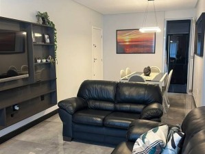 Apartamento em Vila Tupi