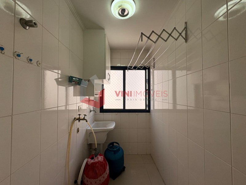 Apartamento em Canto Do Forte