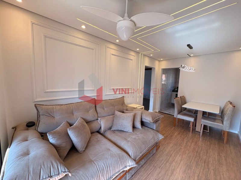 Apartamento em Vila Tupi