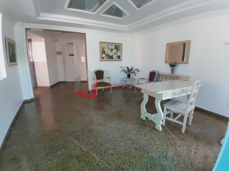 Apartamento em CaiÇara