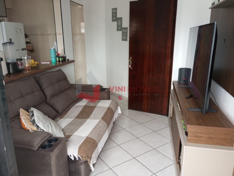 Apartamento em Vila Tupi