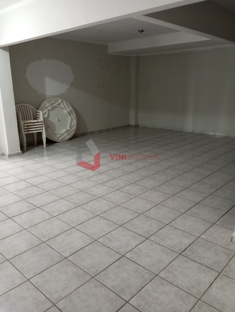 Apartamento em Vila Tupi