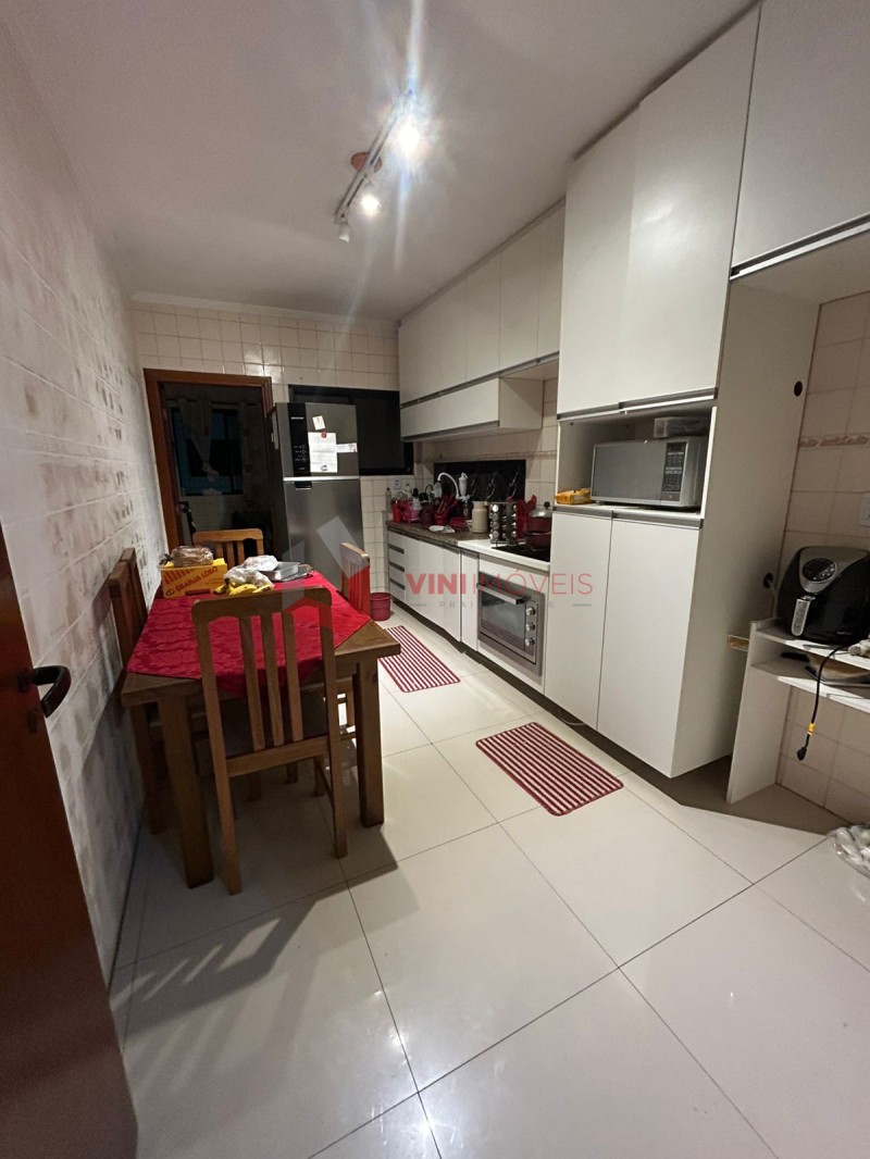 Apartamento em Vila Guilhermina