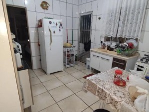 Casa em Jardim Melvi