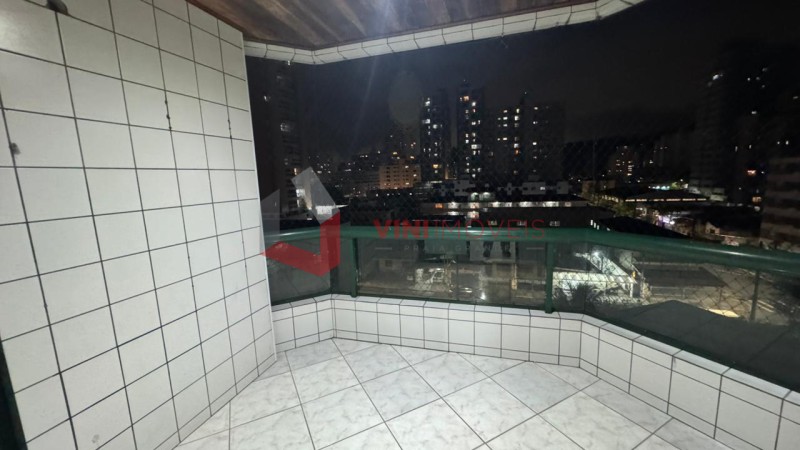 Apartamento em Canto Do Forte