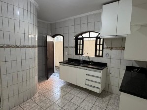 Sobrado em Aviação