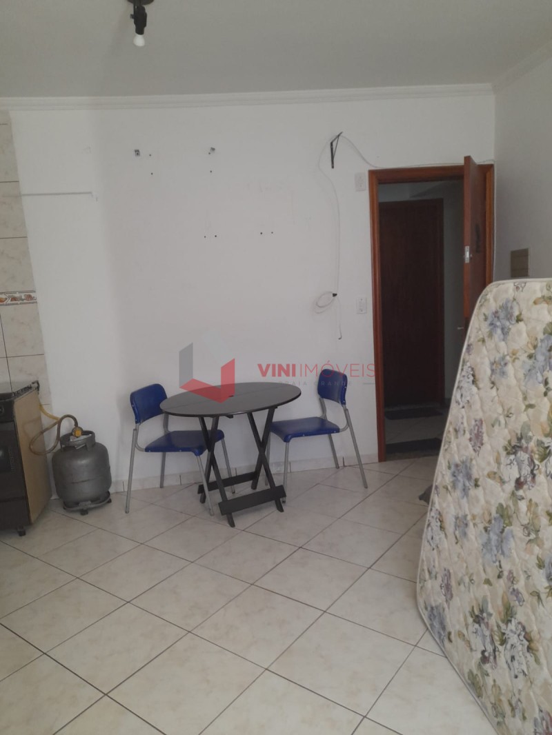 Kitnet em Mirim
