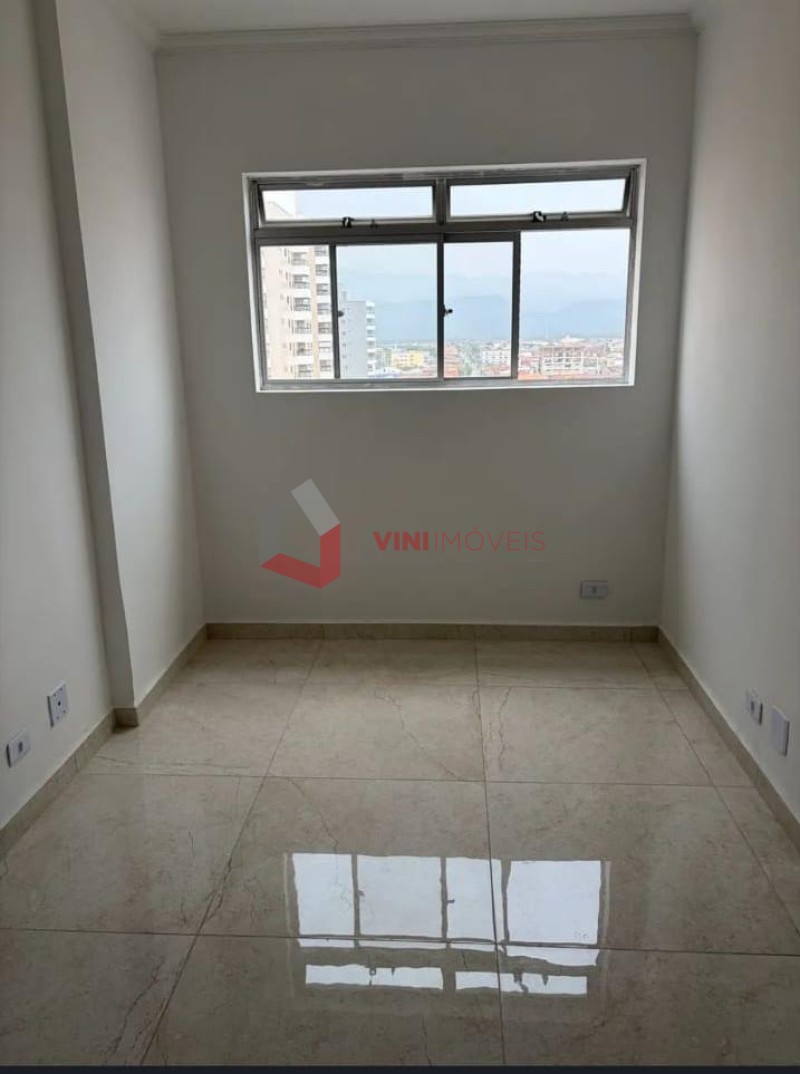 Apartamento em Vila Mirim
