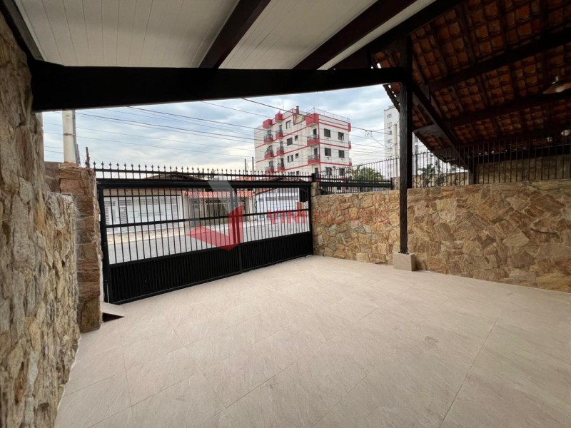Casa em Vila Tupi