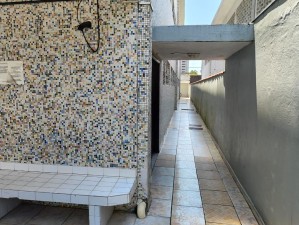 Kitnet em Praia Grande - Canto do Forte