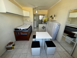 Kitnet em Praia Grande - Vila Tupi