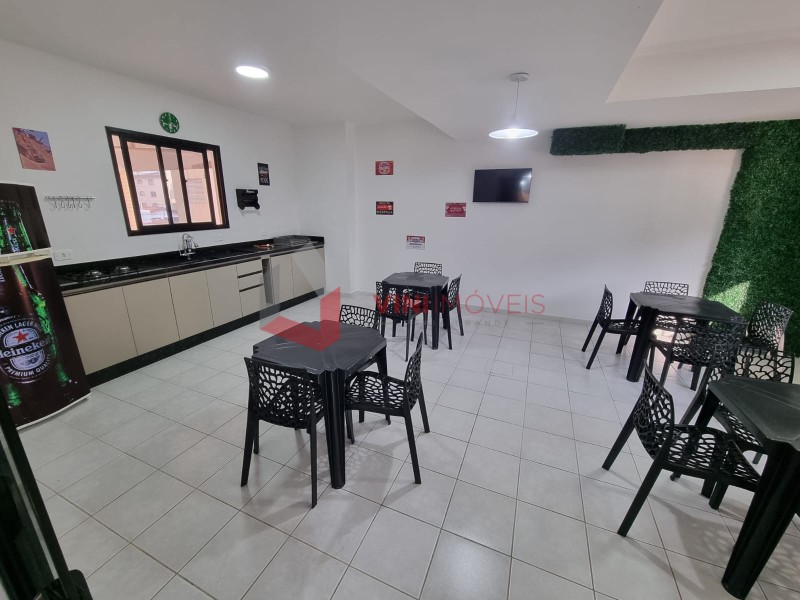 Apartamento em Vila Tupi