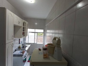 Kitnet em Praia Grande - Canto do Forte
