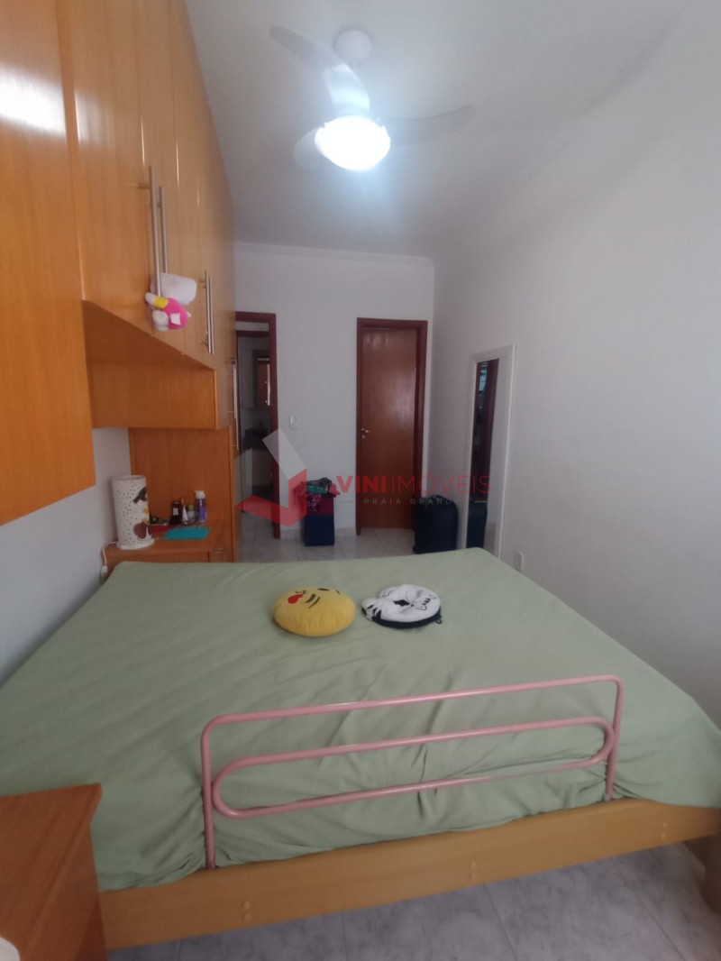 Apartamento em CaiÇara