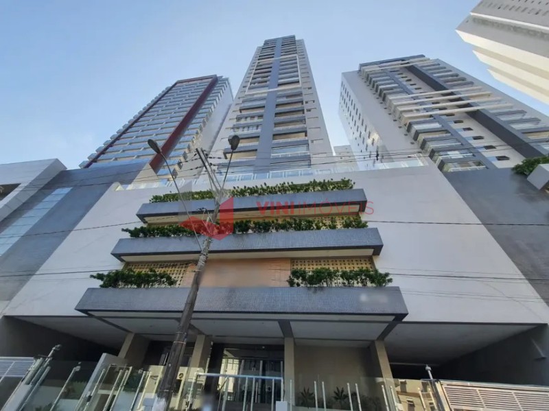 Apartamento em Boqueirão