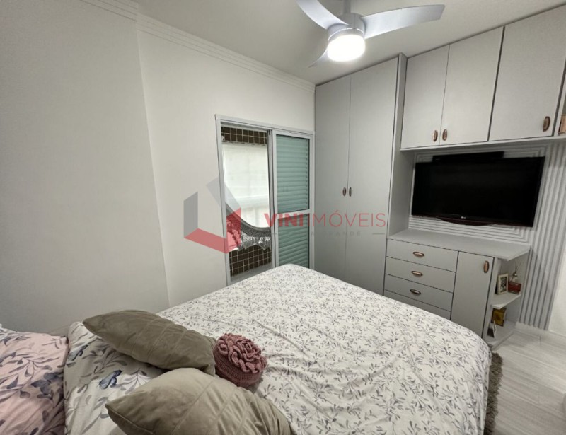 Apartamento em Canto Do Forte