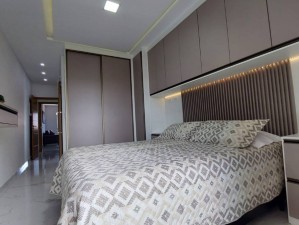 Sobrado em Vila Caiçara