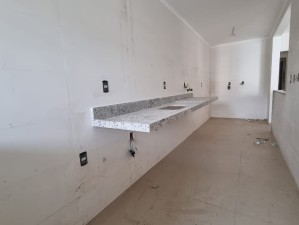 Apartamento em Canto do Forte