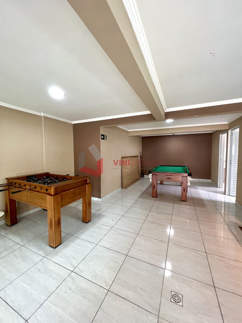 Apartamento em Vila Tupi