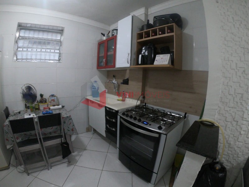 Kitnet em Canto Do Forte