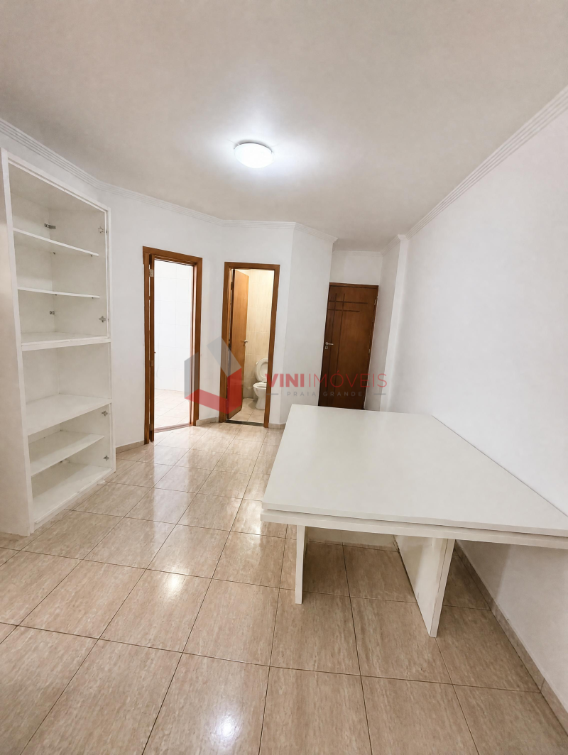 Apartamento em Canto Do Forte