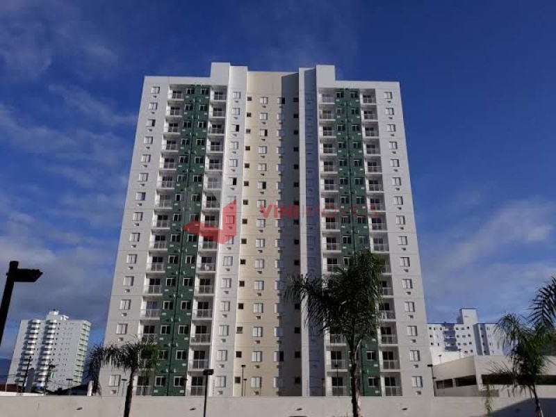 Apartamento em Cidade Ocian